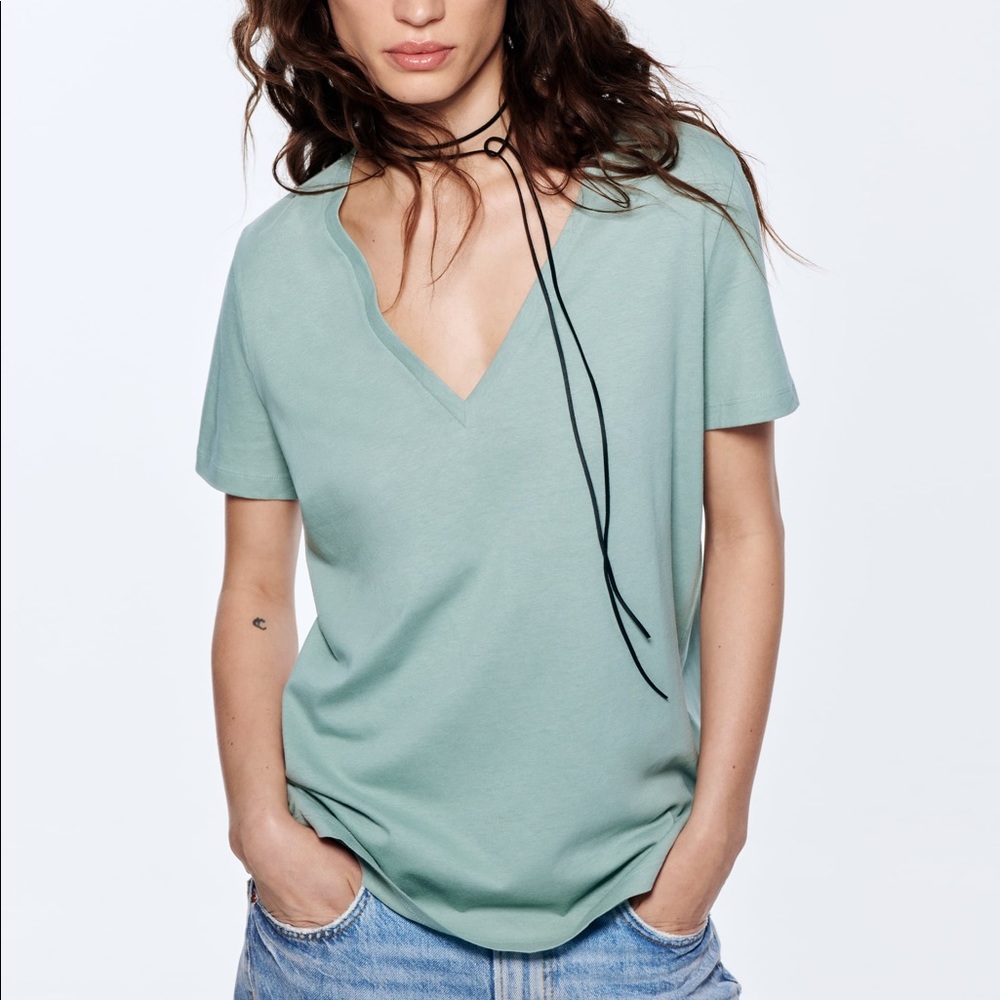 Zara Basic T-Shirt